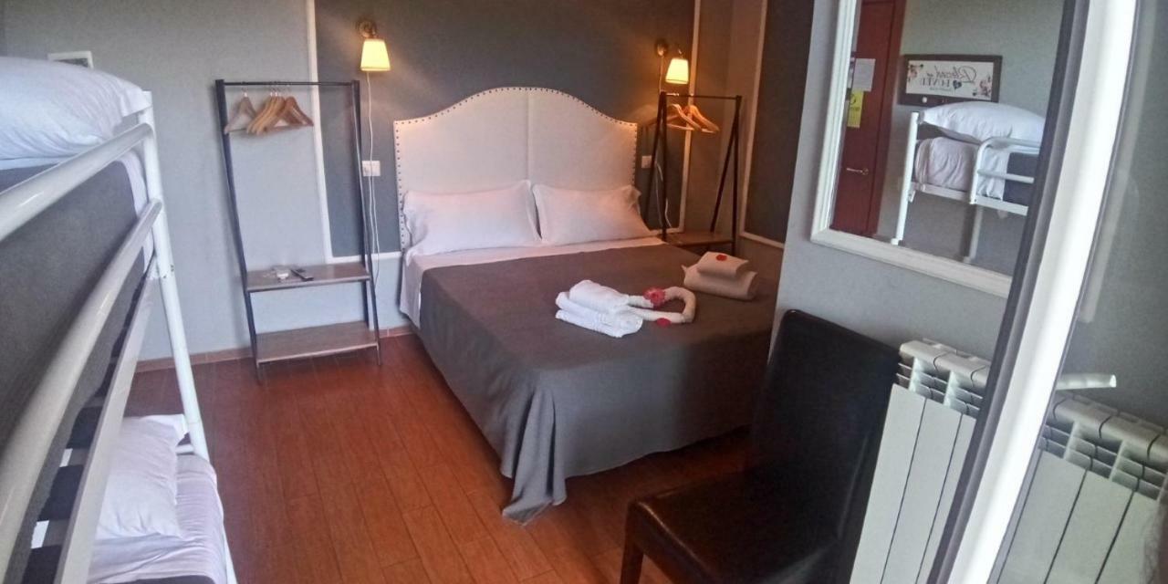 Magnolia Hotel วัลมนโตเน ภายนอก รูปภาพ